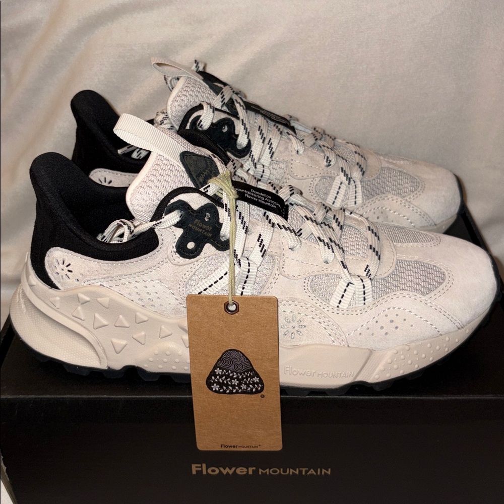NWT Flower Mountain TIGER HILL UNI Suede and technical fabric sneakers - Beige - Picture 9 of 15